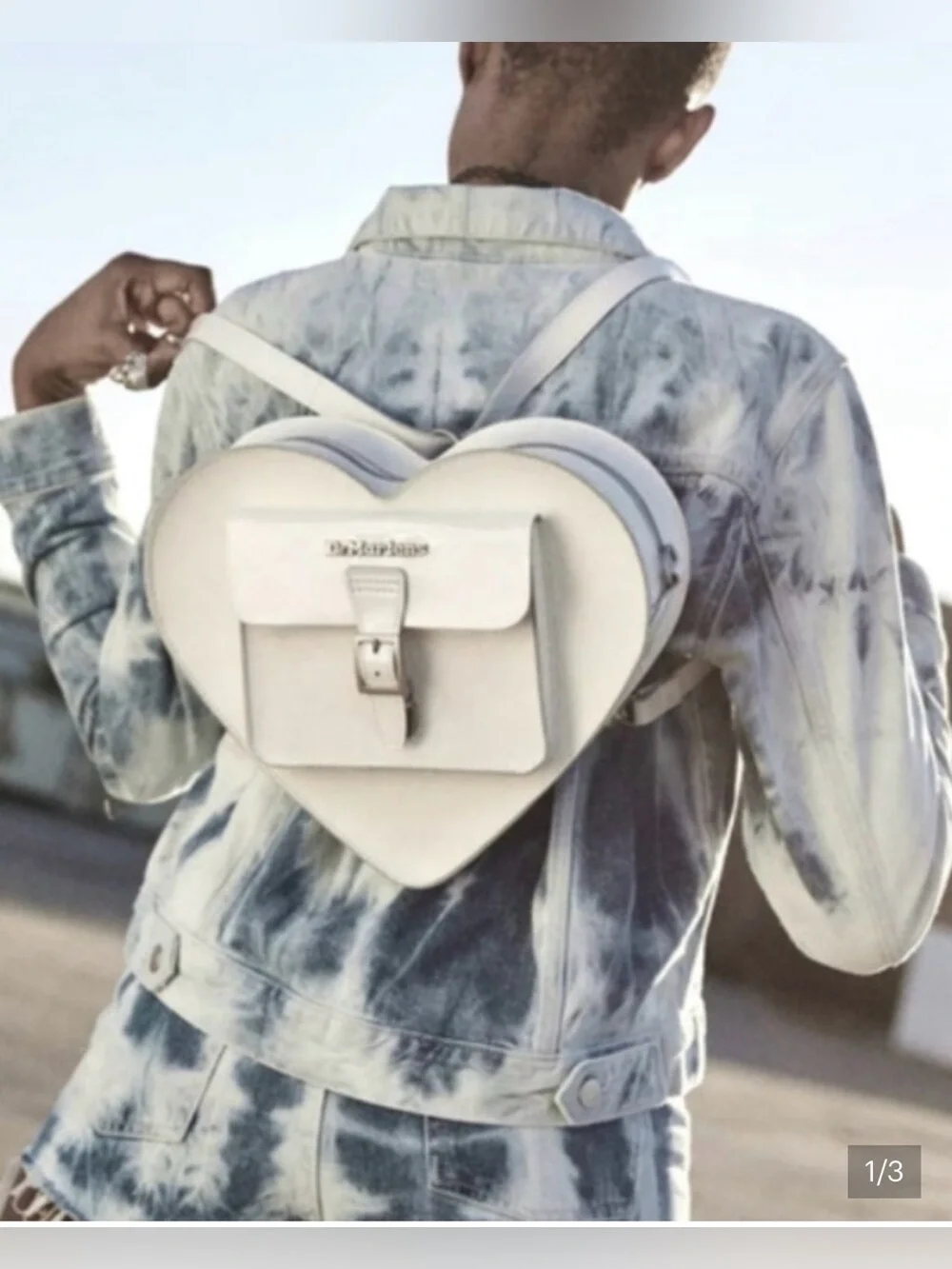 NWT DR.MARTENS WHITE LEATHER HEART SHAPE BACKPACK